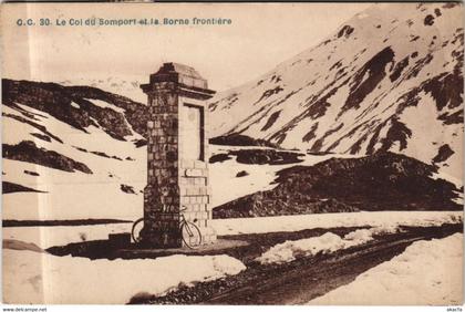 CPA Le Col du Somport et la Borne Frontiere (1163930)