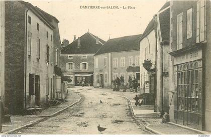 DAMPIERRE SUR SALON la place