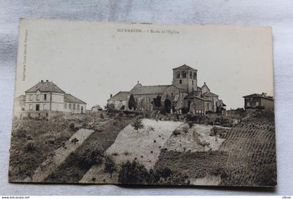 Iguerande, l'école et l'église, Saône et Loire 71