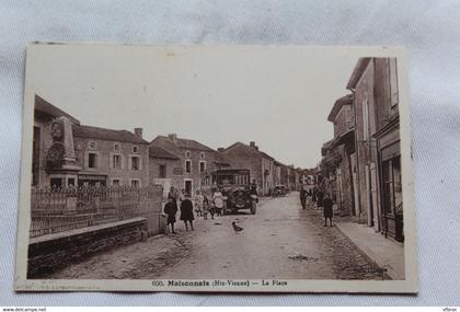 Maisonnais, la place, Haute Vienne 87