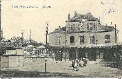 P-18-055 : ERMONT-EAUBONNE. LA GARE.