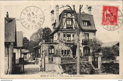 CPA ABLIS Villa route de RAMBOUILLET (806453)