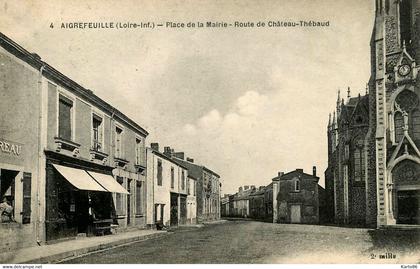 aigrefeuille sur maine * place de la mairie * route de chateau thébaud * commerces magasins