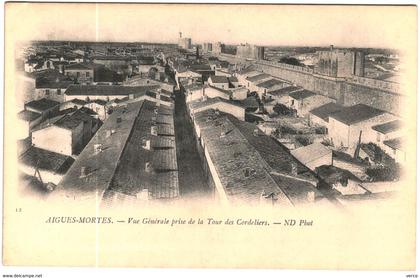 Carte Postale Ancienne de AIGUES MORTES- vue générale prise de la tour des cordeliers