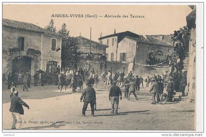 30 // AIGUES VIVES   Abrivade des tauraux    Edit Farge   ANIMEE