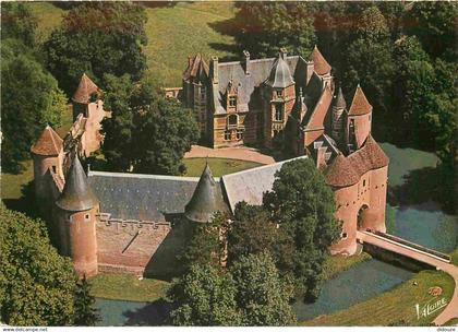 18 - Ainay le Vieil - Le Château - Vue aérienne - CPM - Voir Scans Recto-Verso