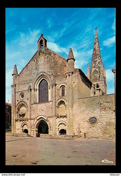 79 - Airvault - Façade de l'église St-Pierre - Carte Neuve - CPM - Voir Scans Recto-Verso