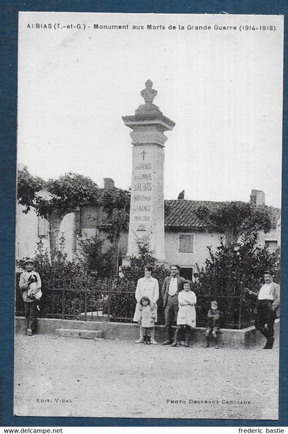 ALBIAS - Monument aux Morts............