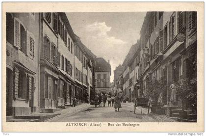 ALTKIRCH RUE DES BOULANGERS TRES ANIMEE