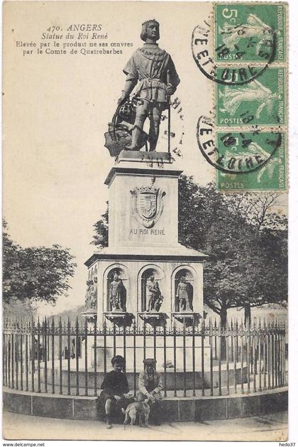 Angers - Statue du Roi René