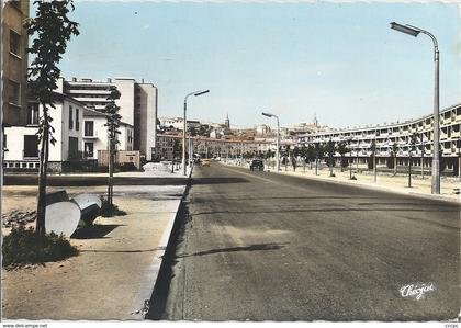 CPM Angouleme Avenue de la Garde