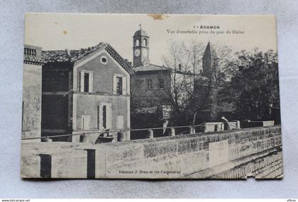 Aramon, vue d'ensemble prise du quai du Rhône, Gard 30