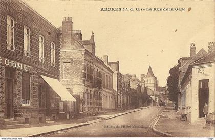 CPA Ardres La Rue de la Gare