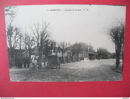 Carte    Argenteuil  La place de la Gare