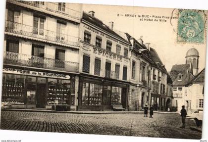 CPA ARNAY-le-DUC - Place Président et Hotel de Ville (175977)