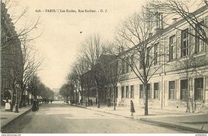 PARIS 20 eme arrondissement  rue Sorbier  les écoles