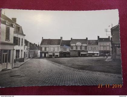 CPSM - Auneau - Place du Marché