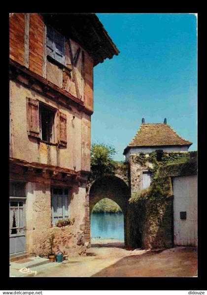 86 - Availles Limouzine - L'ancienne porte de ville dans le vieux quartier - CPM - Voir Scans Recto-Verso