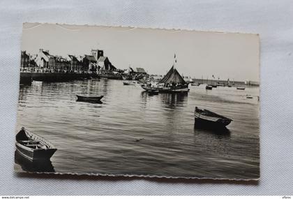 O966, Cpsm, Barfleur, le port, Manche 50