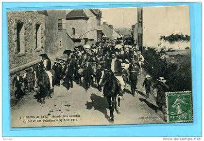 B - 44 - BOURG de BATZ - fête du sel et paludier