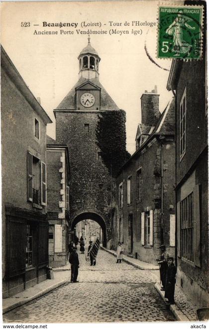 CPA BEAUGENCY - Tour de l'Horloge (270676)