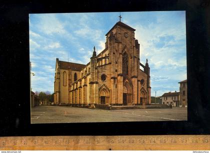 BELMONT DE LA LOIRE 42 : l'église et la poste