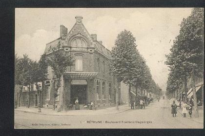 Béthune. Boulevard Frédéric Degeorges. Animée