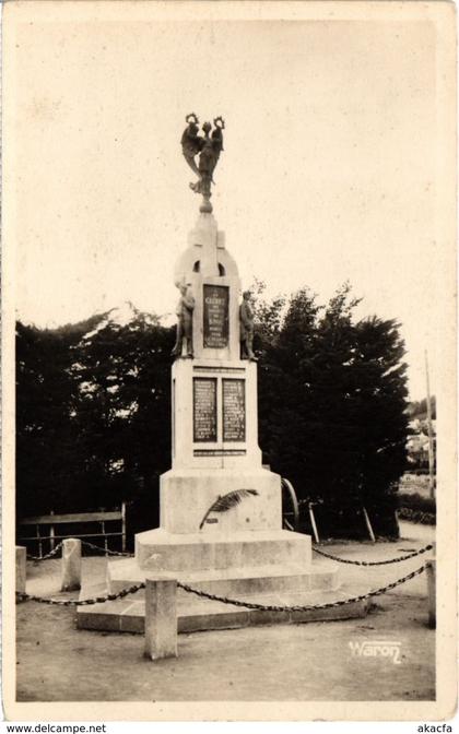 CPA BINIC - Le Monument aux Morts (103723)