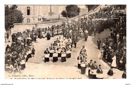 Blois - Funérailles de Mgr Laborde