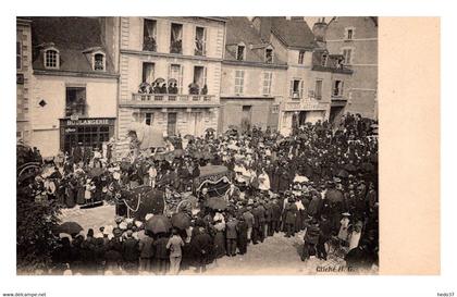 Blois - Funérailles de Mgr Laborde