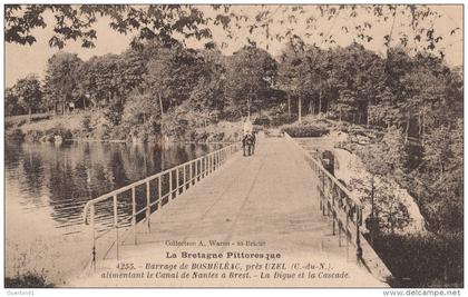 ( CPA 22 )  Barrage de BOSMÉLÉAC, près UZEL alimentant le Canal de Nantes à Brest - La Digue et la Cascade -