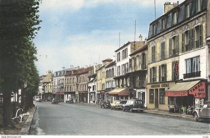 CPSM Bougival Quai Georges Clémenceau