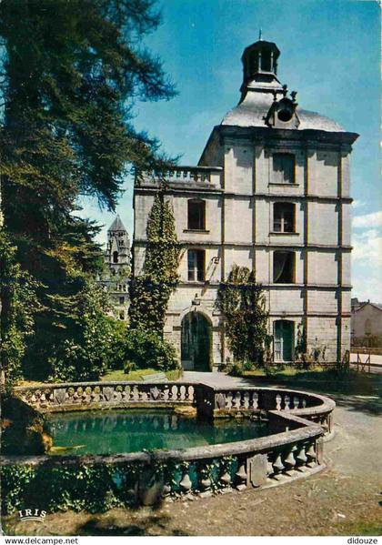 24 - Brantome - La fontaine à balustrade dite Fontaine Médicis - CPM - Voir Scans Recto-Verso