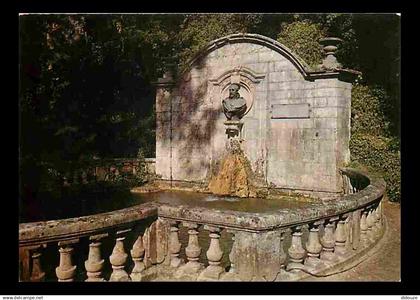 24 - Brantome - La Fontaine ornée du buste de Brantome auteur des Dames Galantes - CPM - Voir Scans Recto-Verso