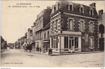 CPA BRIOUZE-Rue de Flers (29593)