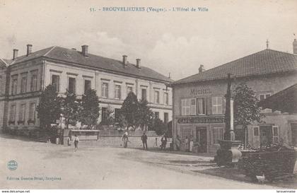 88 - BROUVELIEURES - L'Hôtel de Ville