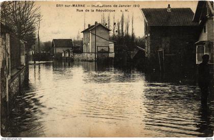 CPA BRY-sur-MARNE - Rue de la Republique (275114)