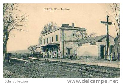 Cadenet        84      La Gare