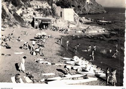 Carte  postale ancienne de CARQUEIRANNE - Le paradis