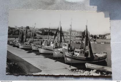 Cpsm, Carqueiranne, la flotille de pêche au port des Salettes, Var 83