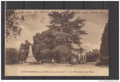 47 - Castelmoron - Le Monument aux Morts