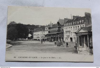 Caudebec en Caux, le quai et les hôtels, Seine maritime 76