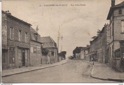 76 CAUDEBEC-lès-ELBEUF  Rue Félix Faure