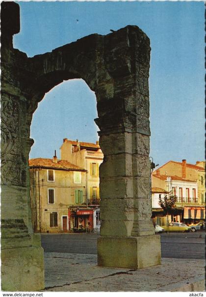 CPM CAVAILLON L'Arc de Triomphe (1087030)