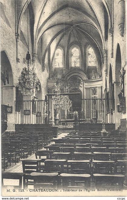 CPA Chateaudun Intérieur de l'Eglise Saint-Valérien