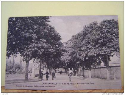 CHATEAUNEUF-SUR-CHARENTE (CHARENTE) AVENUE DE LA GARE