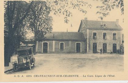 V 944 /CPA  CHATEAUNEUF SUR CHARENTE (16)  LA GARE LIGNE DE L'ETAT