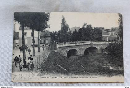 Chatellerault, port et boulevard d'Estrées, Vienne 86