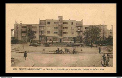 92 - Chatenay Malabry - Cité de la Butte-Rouge - Entrée du Groupe Scolaire - Animée - immeuble - architecture - CPA - Vo