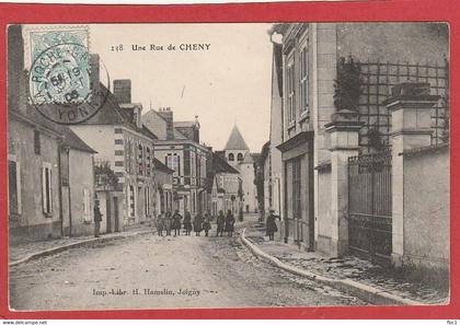 Yonne - Cheny - Une rue de Cheny